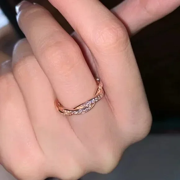 Pandora Sparkling Twisted Lines Ring 14k Rose Gold Plated - Picture 2 of 4